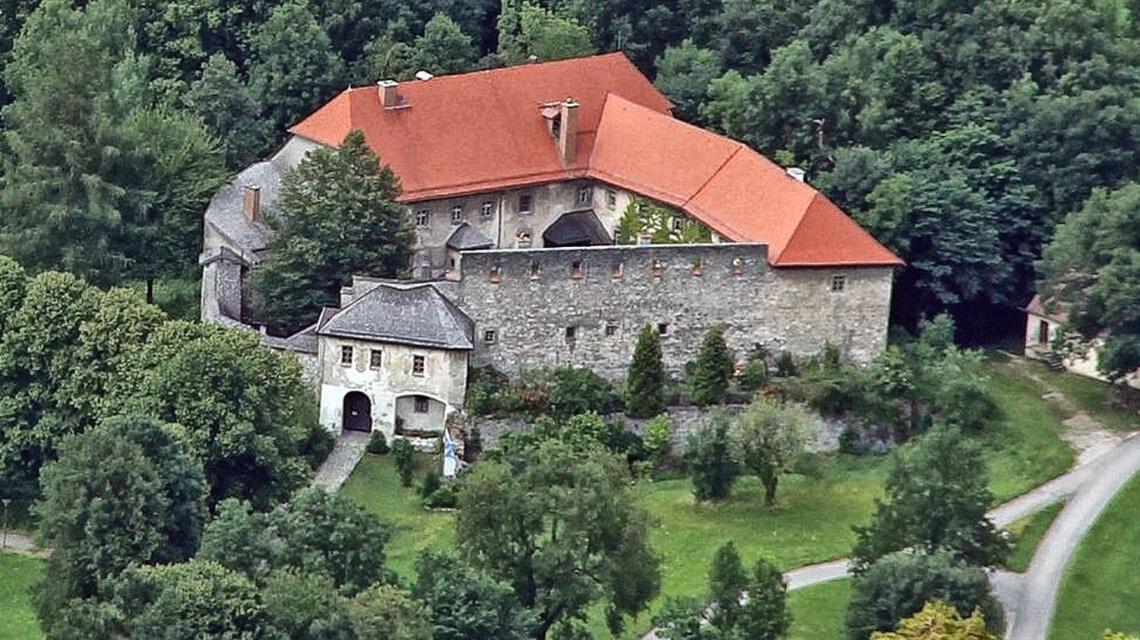 Ferienwohnungen Brigitte In Der Altstadt Bad Reichenhall Exterior photo